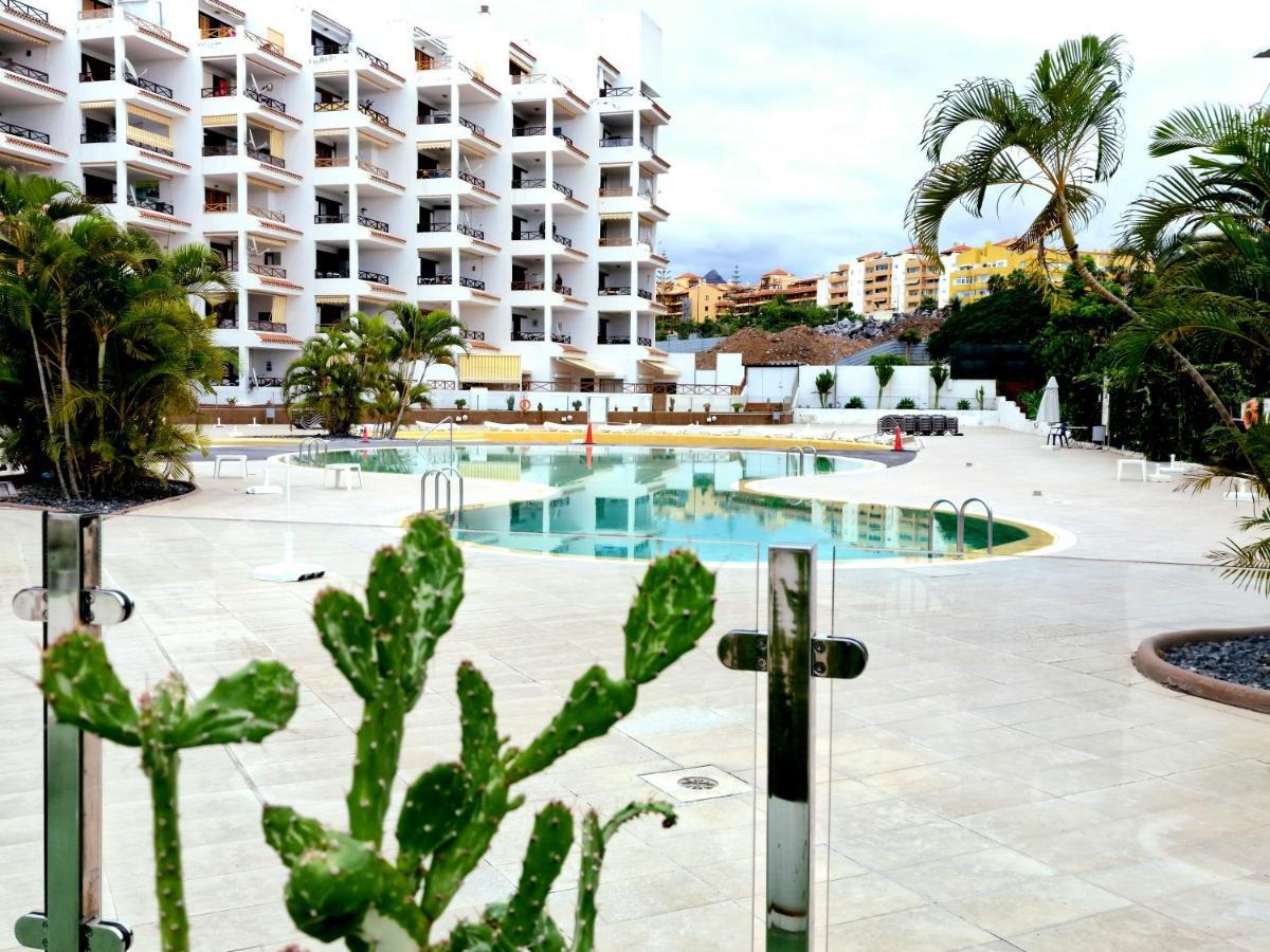 Luxury San Marino Apartment & Pool View Los Cristianos  Exteriör bild