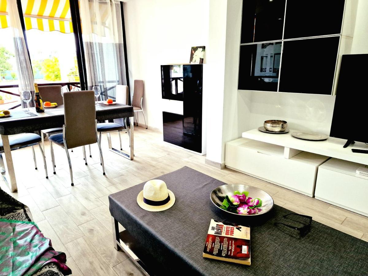 Luxury San Marino Apartment & Pool View Los Cristianos  Exteriör bild