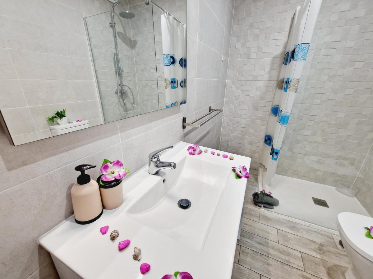 Luxury San Marino Apartment & Pool View Los Cristianos  Exteriör bild